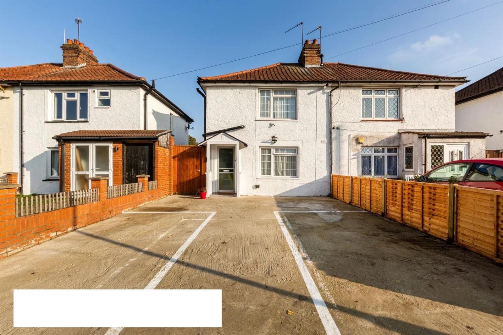 Cosy Private Flat In London, Free Parking On Premise Apartman Carshalton Kültér fotó